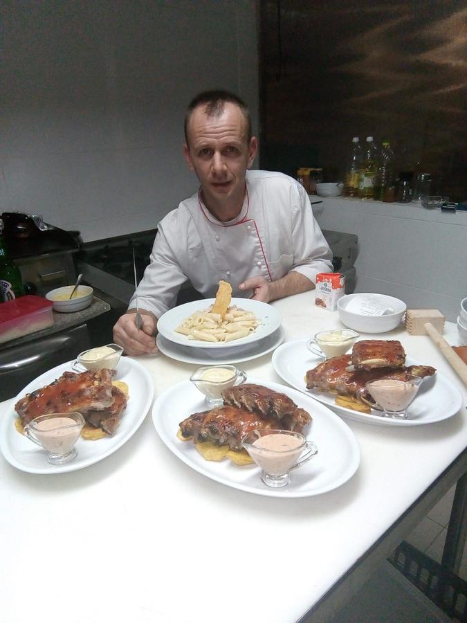 Hotel Provincial à Viseu de Jos Extérieur photo